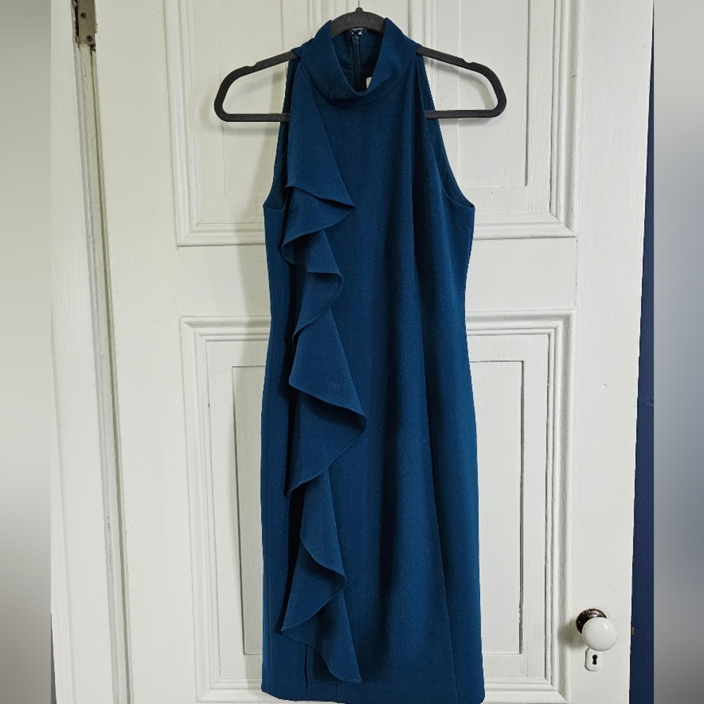 Sleeveless dress